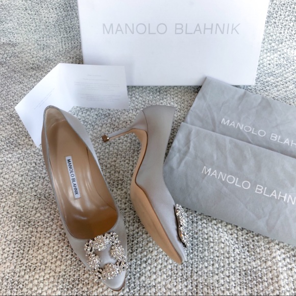 NWOT✨Manolo Blahnik Hangisi 70mm Satin Grey Pumps - Picture 2 of 8